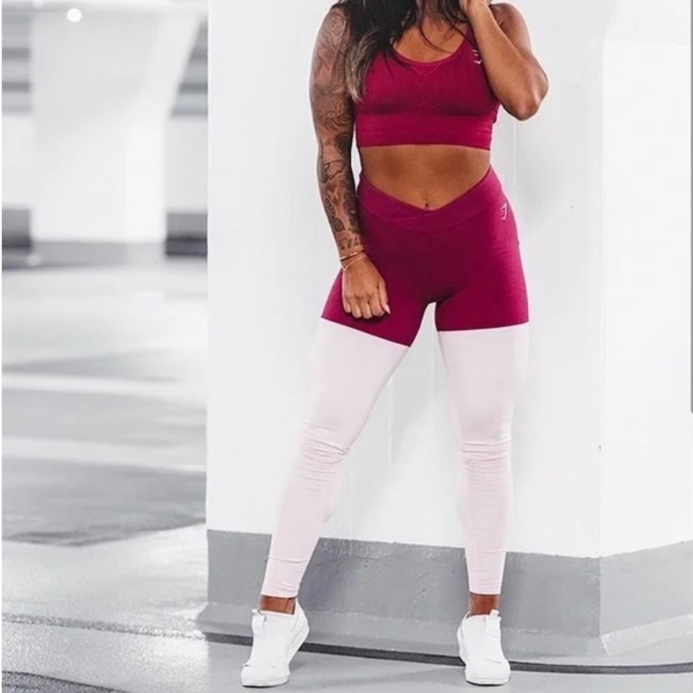 Gymshark Two-Toned Leggings Beet/Chalk Pink - Size XS